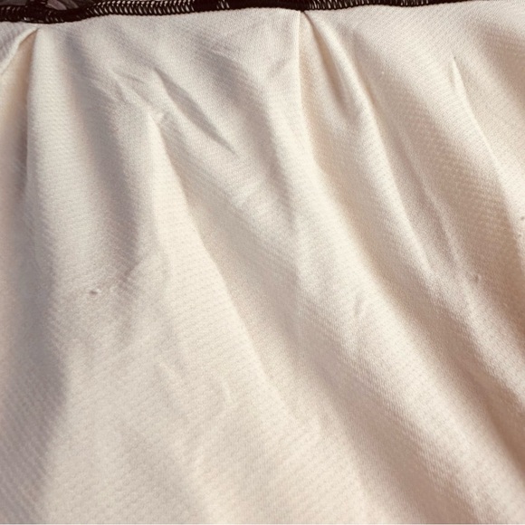 Lululemon black white brisk bloom floral tame me tank with drawstring waist Sz 6 - Picture 11 of 16